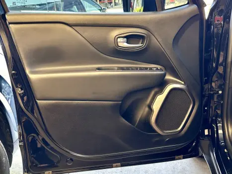 JEEP Renegade 1.8 16V 4P LIMITED FLEX AUTOMTICO, Foto 7