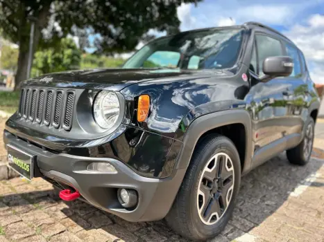 JEEP Renegade 2.0 16V 4P TURBO DIESEL TRAILHAWK 4X4 AUTOMTICO, Foto 3