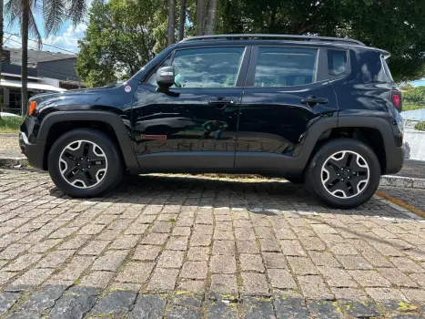 JEEP Renegade 2.0 16V 4P TURBO DIESEL TRAILHAWK 4X4 AUTOMTICO, Foto 4