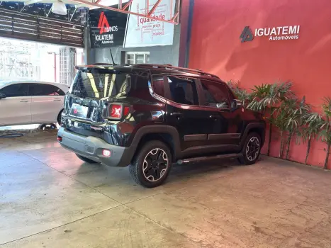 JEEP Renegade 2.0 16V 4P TURBO DIESEL TRAILHAWK 4X4 AUTOMTICO, Foto 2
