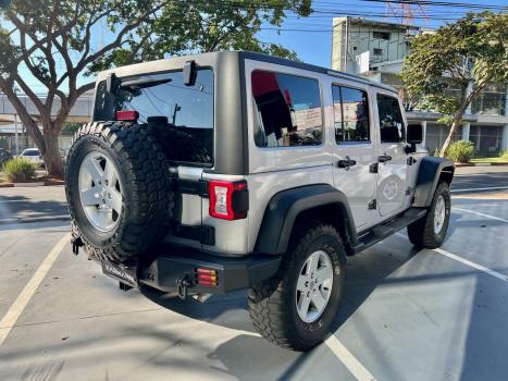 JEEP Wrangler 3.8 V6 4P UNLIMITED SAHARA 4X4 AUTOMTICO, Foto 11