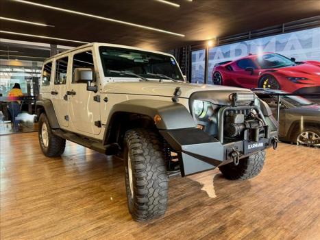 JEEP Wrangler 3.8 V6 4P UNLIMITED SAHARA 4X4 AUTOMTICO, Foto 2