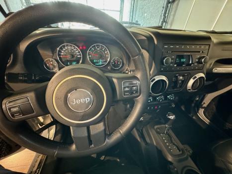 JEEP Wrangler 3.8 V6 12V SPORT TETO RGIDO AUTOMTICO, Foto 8