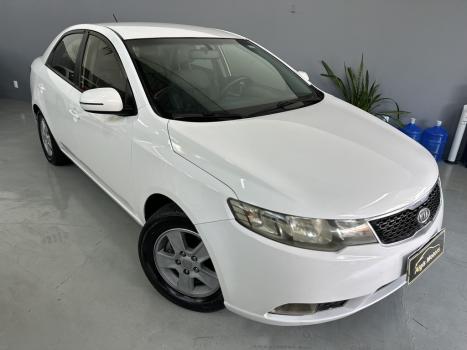 KIA Cerato Sedan 1.6 16V 4P EX, Foto 4