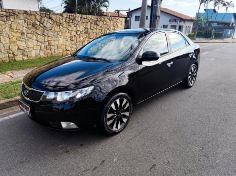 KIA Cerato Sedan 1.6 16V 4P SX3 AUTOMTICO, Foto 2