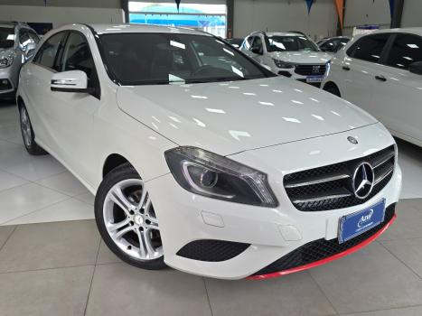 MERCEDES-BENZ A 200 1.6 16V 4P TURBO URBAN AUTOMTICO, Foto 1