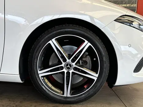 MERCEDES-BENZ A 250 2.0 16V 4P CGI 7G-DCT AUTOMTICO, Foto 9