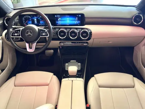 MERCEDES-BENZ A 250 2.0 16V 4P CGI 7G-DCT AUTOMTICO, Foto 17