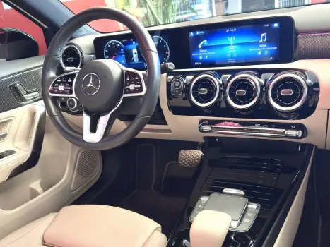 MERCEDES-BENZ A 250 2.0 16V 4P CGI 7G-DCT AUTOMTICO, Foto 22