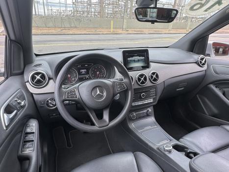 MERCEDES-BENZ B 200 , Foto 13