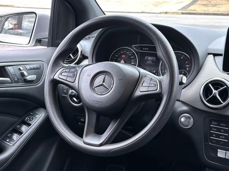 MERCEDES-BENZ B 200 , Foto 14