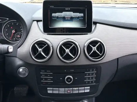 MERCEDES-BENZ B 200 , Foto 14