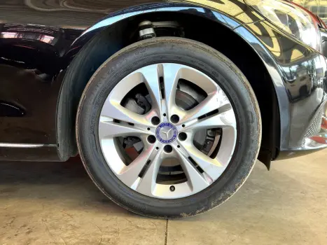 MERCEDES-BENZ C 180 1.6 16V 4P CGI EXCLUSIVE TURBO AUTOMTICO, Foto 7