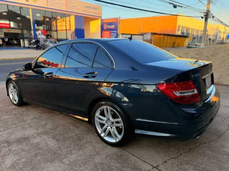 MERCEDES-BENZ C 180 1.6 16V 4P CGI SPORT TURBO AUTOMTICO, Foto 4
