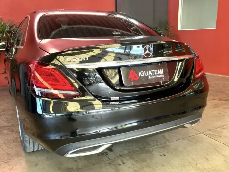 MERCEDES-BENZ C 200 1.5 16V 4P EQ BOOST HBRIDO 9G-TRONIC AUTOMTICO, Foto 5