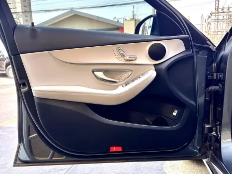 MERCEDES-BENZ C 300 , Foto 10