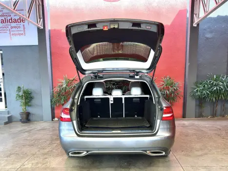 MERCEDES-BENZ C 300 , Foto 26