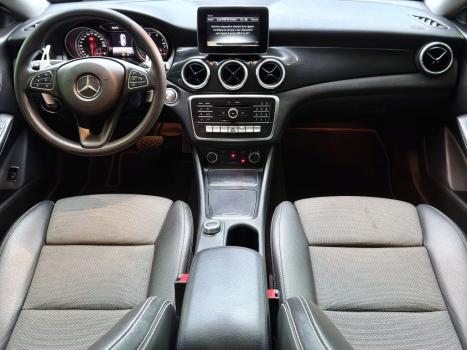 MERCEDES-BENZ CLA 180 , Foto 17