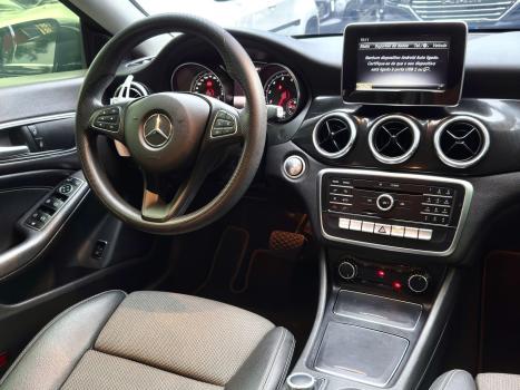 MERCEDES-BENZ CLA 180 , Foto 19
