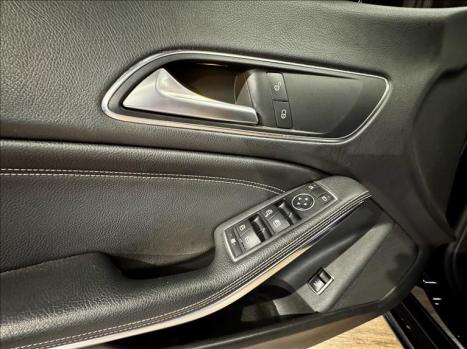 MERCEDES-BENZ CLA 200 1.6 4P FIRST EDITION TURBO AUTOMATIZADO, Foto 11