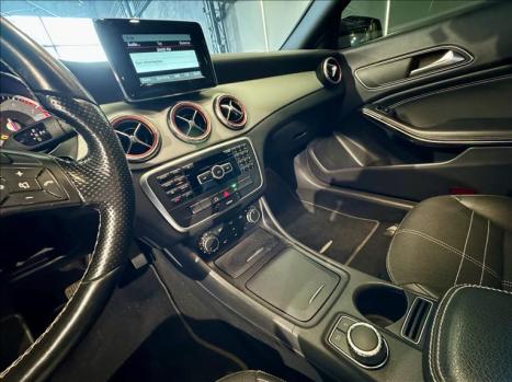 MERCEDES-BENZ CLA 200 1.6 4P FIRST EDITION TURBO AUTOMATIZADO, Foto 12