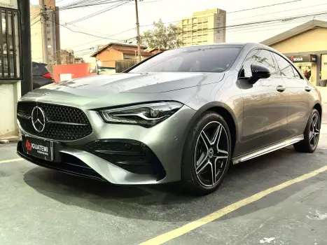 MERCEDES-BENZ CLA 200 , Foto 6