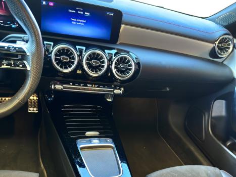 MERCEDES-BENZ CLA 200 , Foto 23