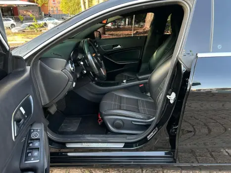 MERCEDES-BENZ CLA 200 1.6 16V 4P VISION AUTOMTICO, Foto 6