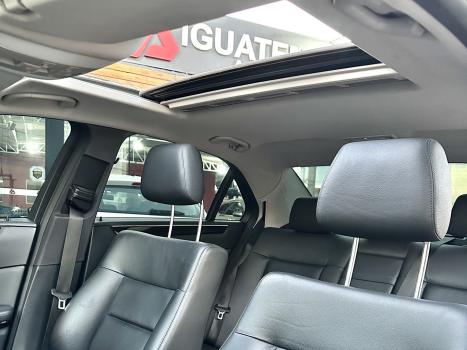 MERCEDES-BENZ E 250 1.8 16V 4P CGI AVANTGARDE AUTOMTICO, Foto 5