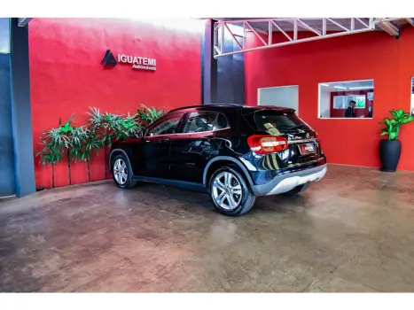 MERCEDES-BENZ GLA 200 1.3 16V 4P GCI STYLE 7G-DCT AUTOMTICO, Foto 4