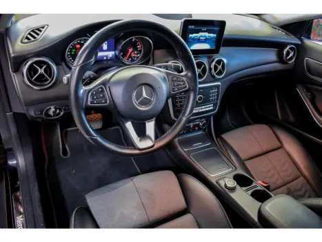 MERCEDES-BENZ GLA 200 1.3 16V 4P GCI STYLE 7G-DCT AUTOMTICO, Foto 6