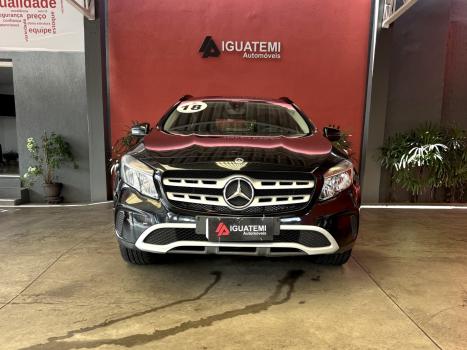 MERCEDES-BENZ GLA 200 , Foto 3