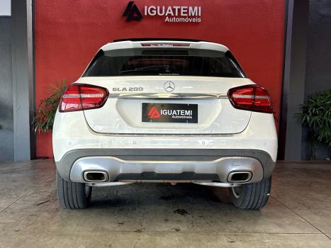 MERCEDES-BENZ GLA 200 , Foto 9