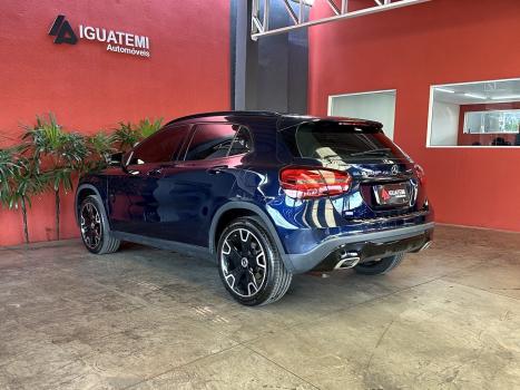 MERCEDES-BENZ GLA 200 , Foto 9