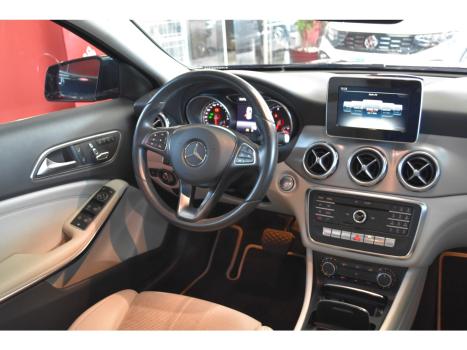 MERCEDES-BENZ GLA 200 1.6 16V 4P FLEX CGI ADVANCE TURBO AUTOMTICO, Foto 16