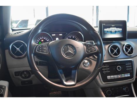 MERCEDES-BENZ GLA 200 1.6 16V 4P FLEX CGI ADVANCE TURBO AUTOMTICO, Foto 17
