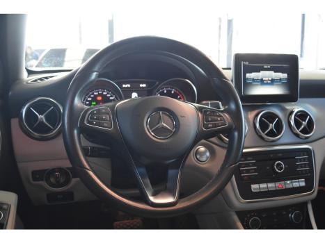 MERCEDES-BENZ GLA 200 1.6 16V 4P FLEX CGI ADVANCE TURBO AUTOMÁTICO, Foto 19
