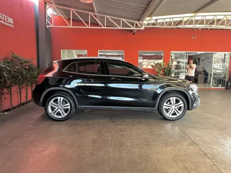 MERCEDES-BENZ GLA 200 1.6 16V 4P CGI ADVANCE TURBO AUTOMTICO, Foto 6