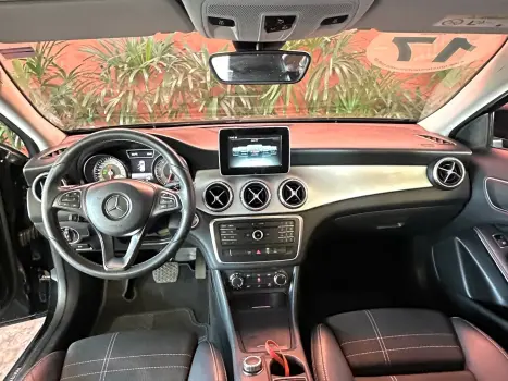 MERCEDES-BENZ GLA 200 1.6 16V 4P CGI ADVANCE TURBO AUTOMTICO, Foto 8