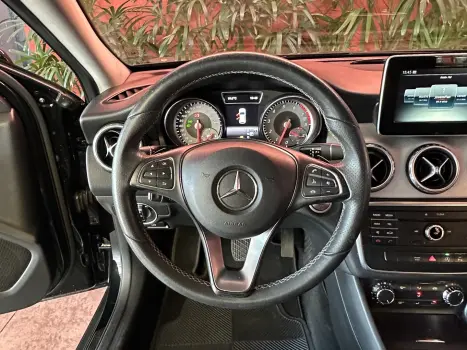 MERCEDES-BENZ GLA 200 1.6 16V 4P CGI ADVANCE TURBO AUTOMTICO, Foto 9