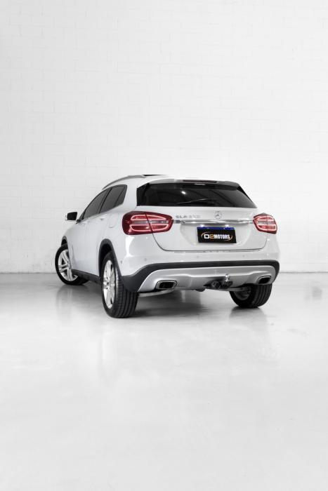 MERCEDES-BENZ GLA 200 1.6 16V 4P FLEX CGI ENDURO TURBO AUTOMTICO, Foto 5