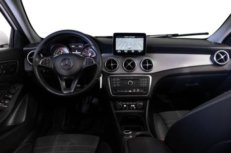MERCEDES-BENZ GLA 200 1.6 16V 4P FLEX CGI ENDURO TURBO AUTOMTICO, Foto 7