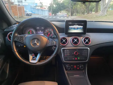 MERCEDES-BENZ GLA 200 1.6 16V 4P CGI STYLE TURBO AUTOMTICO, Foto 10