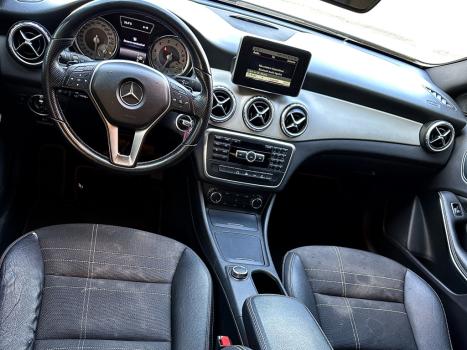 MERCEDES-BENZ GLA 200 1.6 16V 4P CGI ADVANCE TURBO AUTOMTICO, Foto 15