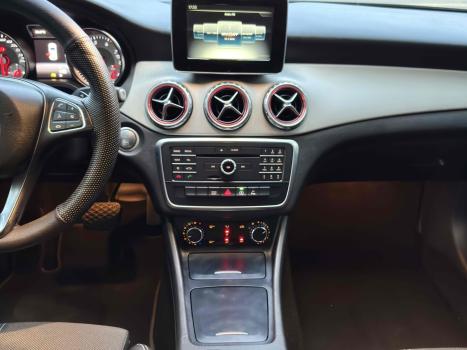 MERCEDES-BENZ GLA 200 1.6 16V 4P CGI ADVANCE TURBO AUTOMTICO, Foto 16