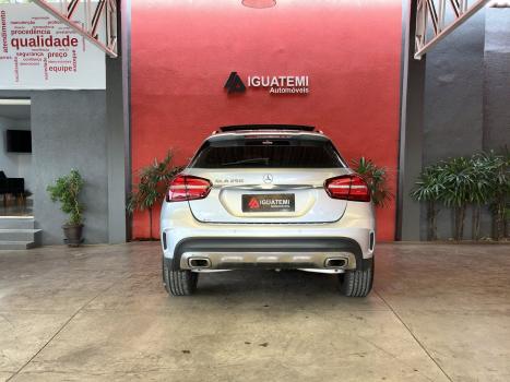 MERCEDES-BENZ GLA 250 , Foto 3