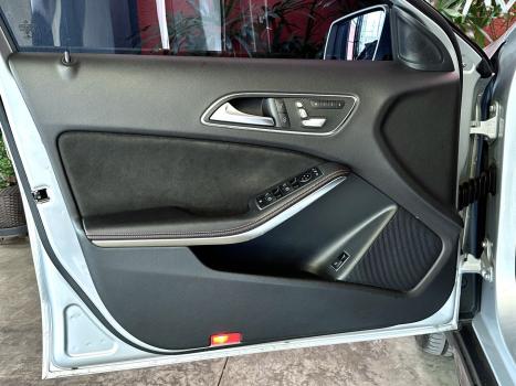 MERCEDES-BENZ GLA 250 , Foto 7