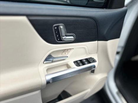 MERCEDES-BENZ GLB 200 , Foto 19
