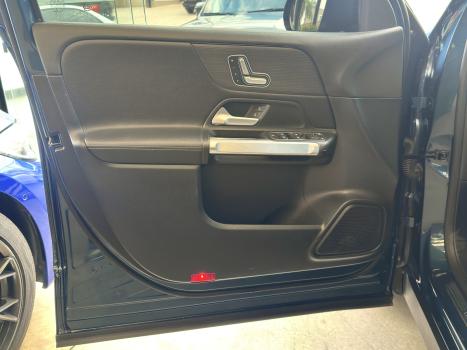 MERCEDES-BENZ GLB 200 , Foto 10