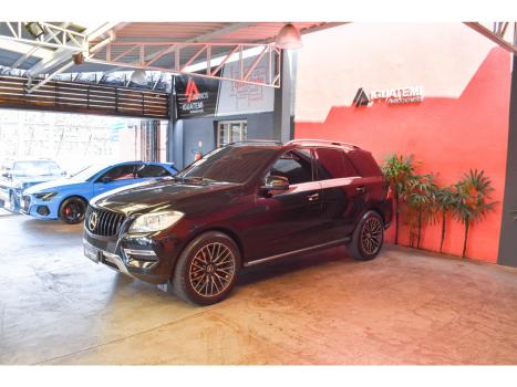 MERCEDES-BENZ ML 350 , Foto 3